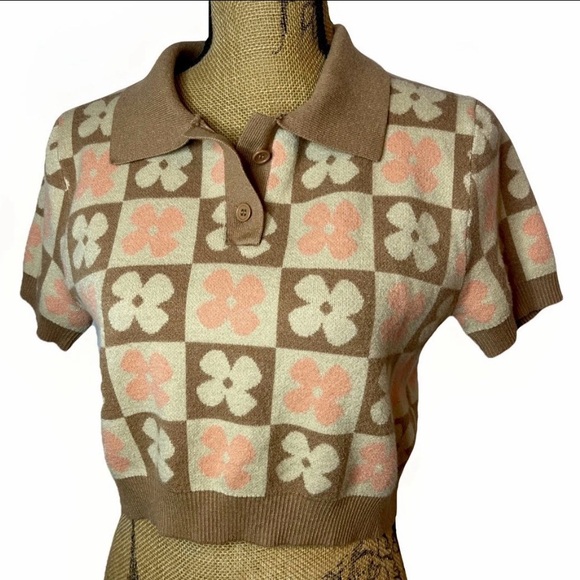 Altar'd State Sweaters - Altar’d State Cropped Pullover Retro Patterned Sweater Size Medium